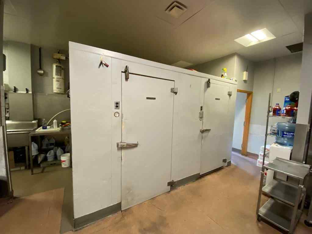 MLS® A2250225 - 5036 46 Avenue  in NONE Taber, Commercial