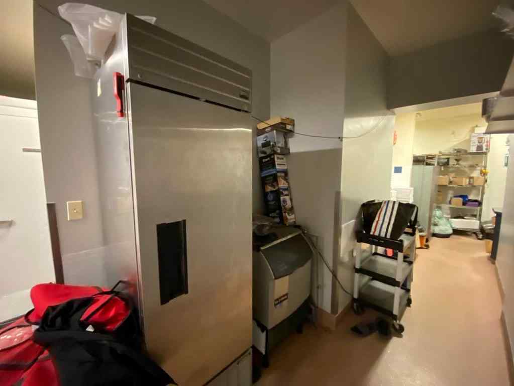MLS® A2250225 - 5036 46 Avenue  in NONE Taber, Commercial