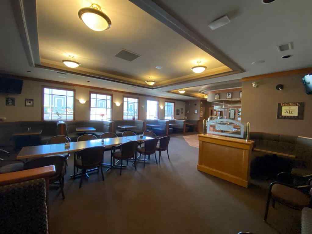 MLS® A2250225 - 5036 46 Avenue  in NONE Taber, Commercial