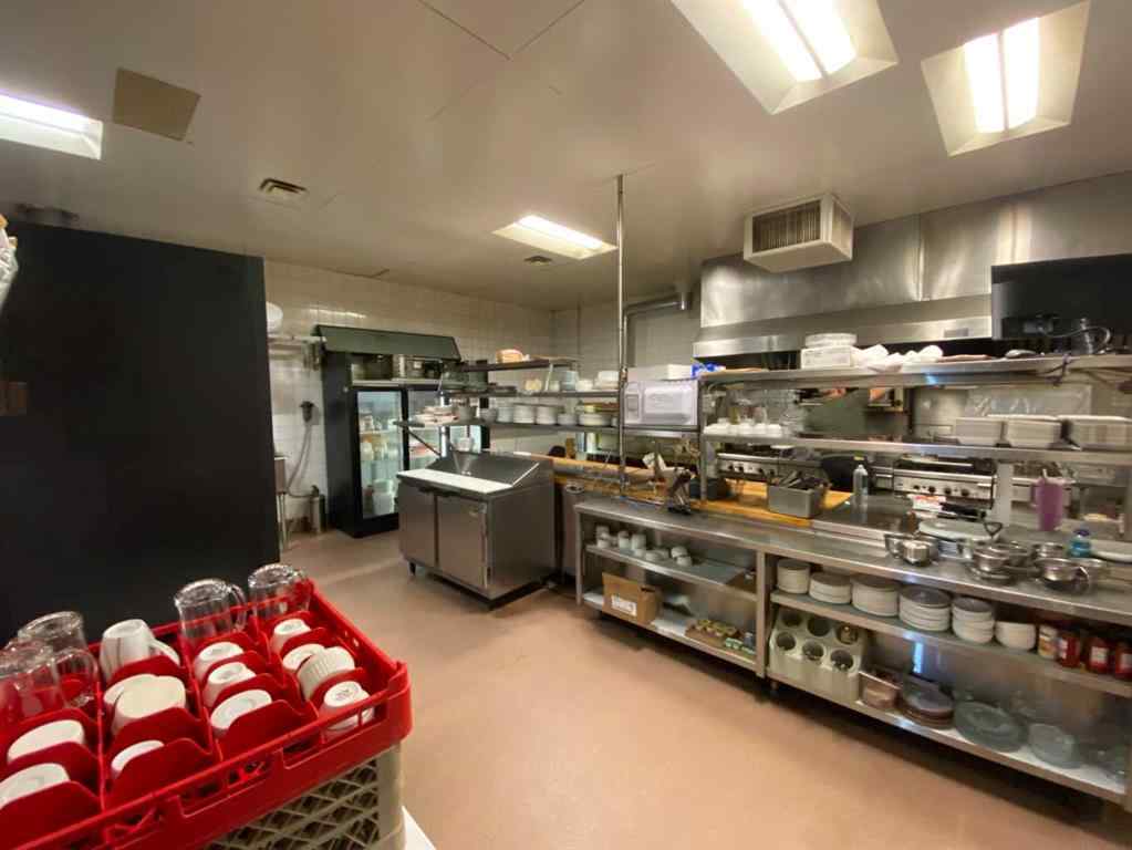 MLS® A2250225 - 5036 46 Avenue  in NONE Taber, Commercial