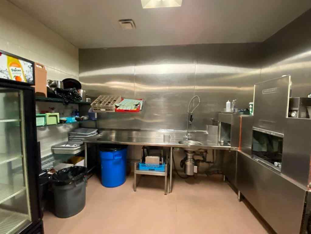 MLS® A2250225 - 5036 46 Avenue  in NONE Taber, Commercial