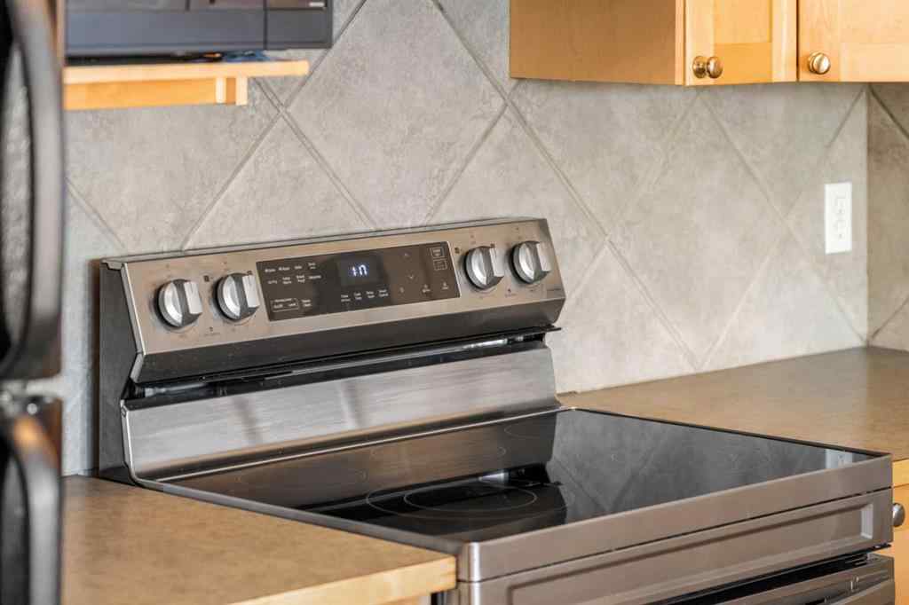MLS® A2250227 - Unit #309 15204 Bannister Road SE in Midnapore Calgary, Residential