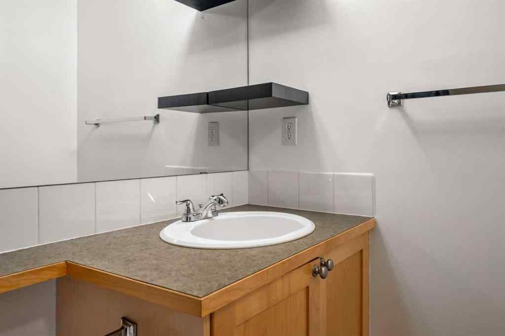 MLS® A2250227 - Unit #309 15204 Bannister Road SE in Midnapore Calgary, Residential