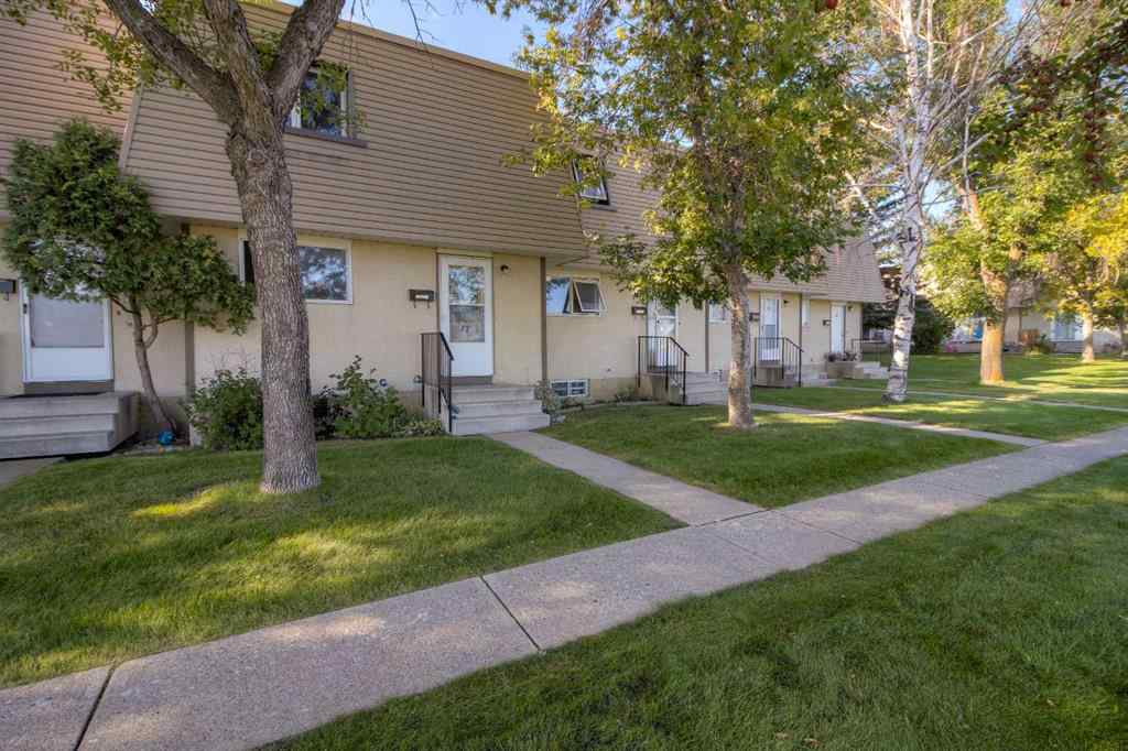 MLS® A2250235 - Unit #17 115 Lafayette Boulevard W in Varsity Village Lethbridge, Residential