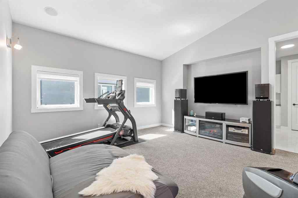 MLS® A2250237 - 117 West Grove Point SW in West Springs Calgary, Residential