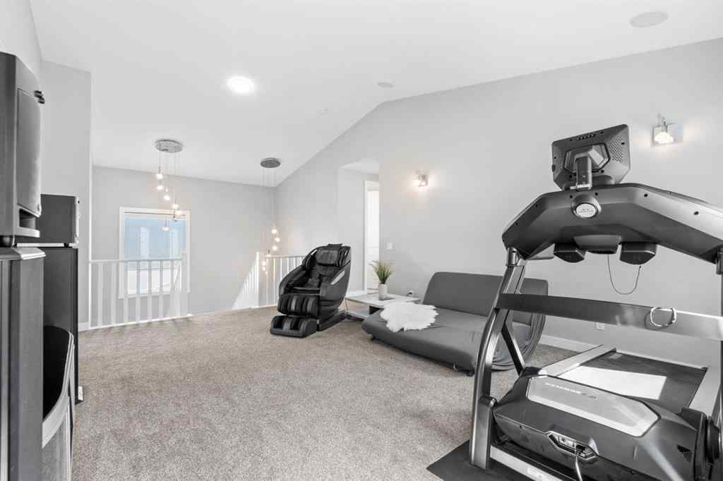 MLS® A2250237 - 117 West Grove Point SW in West Springs Calgary, Residential