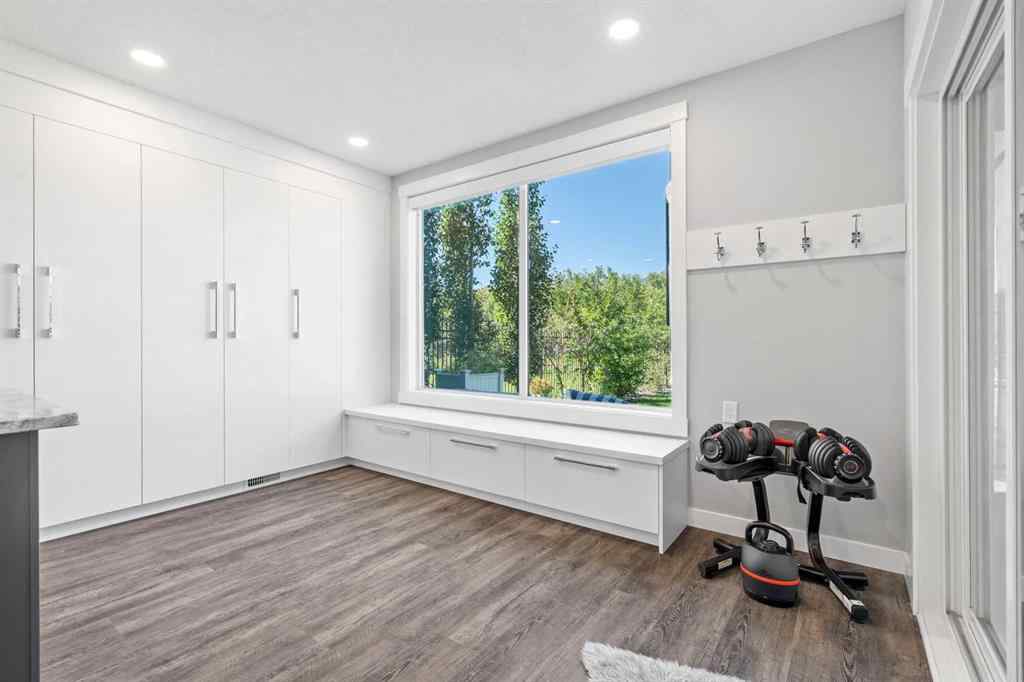 MLS® A2250237 - 117 West Grove Point SW in West Springs Calgary, Residential