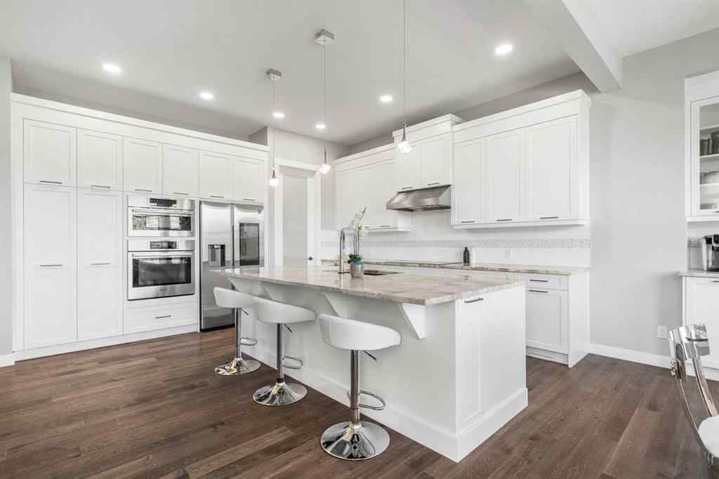 MLS® A2250237 - 117 West Grove Point SW in West Springs Calgary, Residential