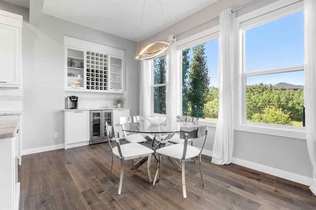 MLS® A2250237 - 117 West Grove Point SW in West Springs Calgary, Residential