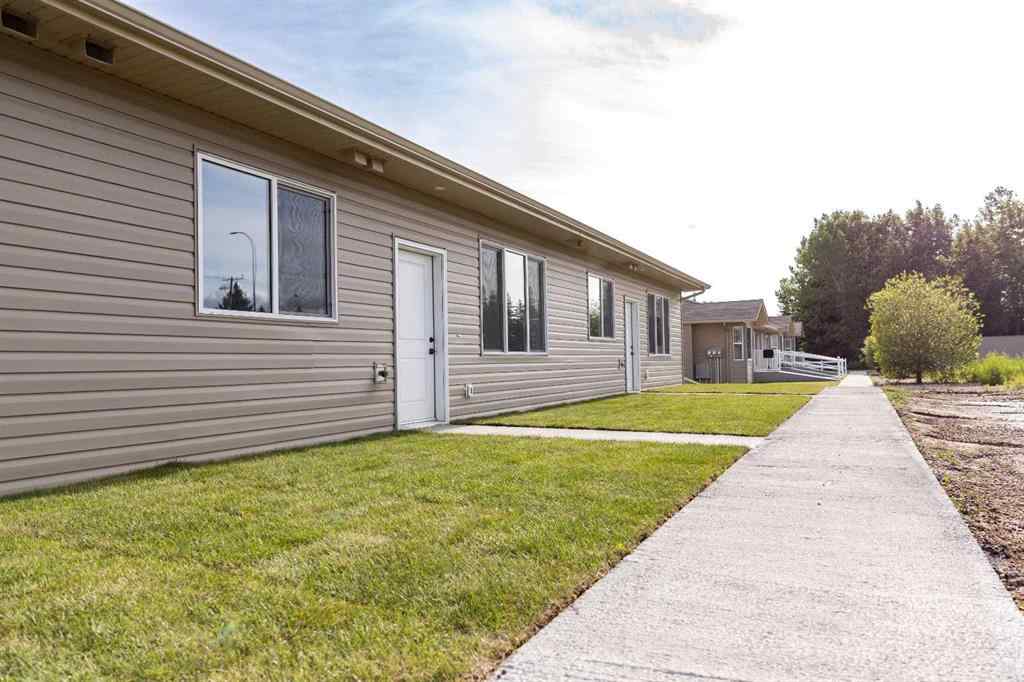 MLS® A2250240 - Unit #33 200 Legacy Lane  in NONE Rimbey, Residential