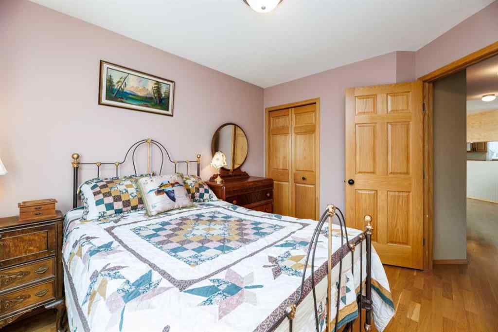 MLS® A2250241 - 4583 Eastview Crescent  in NONE Rimbey, Residential