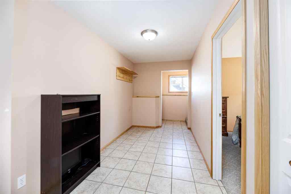 MLS® A2250241 - 4583 Eastview Crescent  in NONE Rimbey, Residential