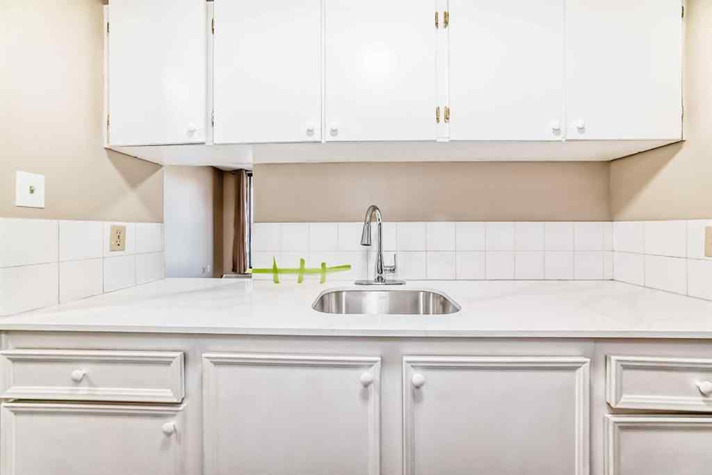 MLS® A2250245 - Unit #401 116 3 Avenue SE in Chinatown Calgary, Residential