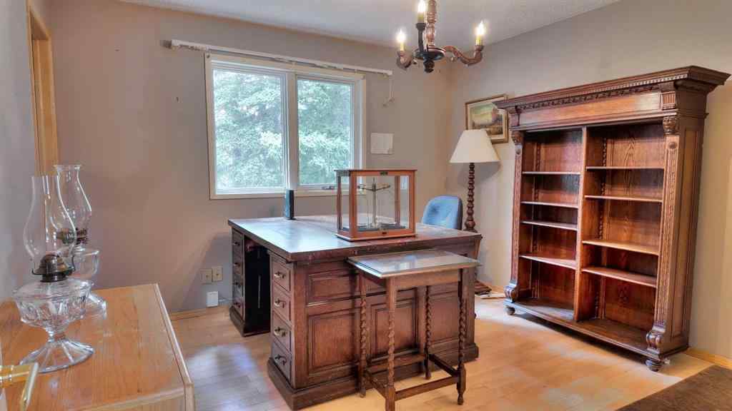 MLS® A2250248 - 908 Larch Place  in Larch Canmore, Residential