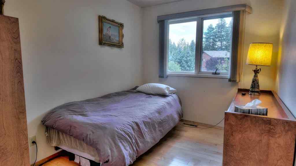 MLS® A2250248 - 908 Larch Place  in Larch Canmore, Residential