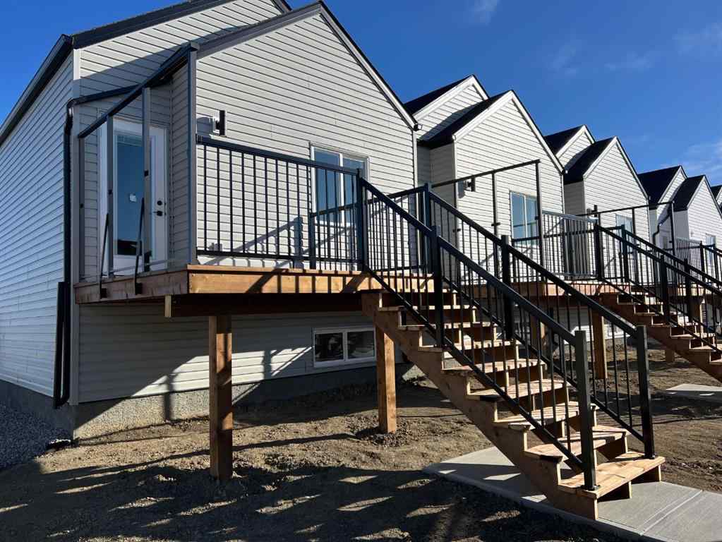 MLS® A2250249 - 3026 47 Street S in Discovery Lethbridge, Residential