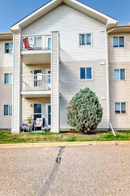 MLS® A2250250 - Unit #231 56 Carroll Crescent  in Clearview Meadows Red Deer, Residential