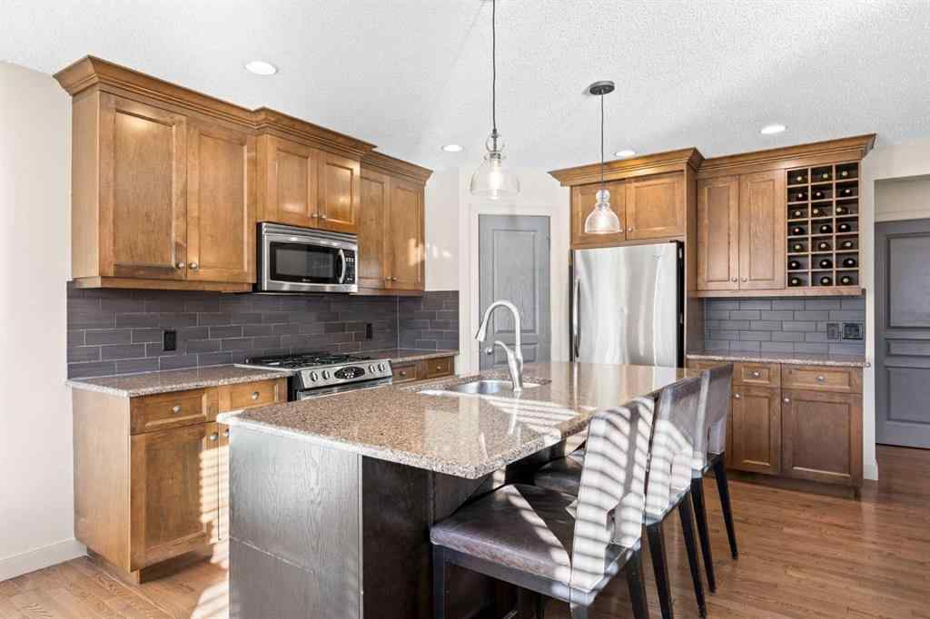 MLS® A2250253 - 80 Tuscany Summit Terrace NW in Tuscany Calgary, Residential