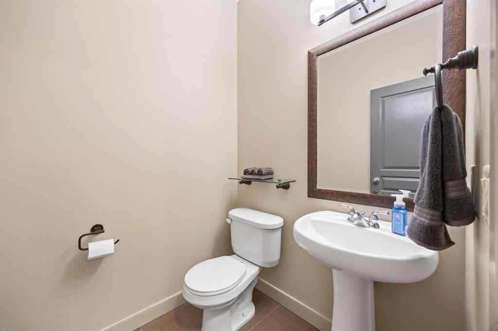 MLS® A2250253 - 80 Tuscany Summit Terrace NW in Tuscany Calgary, Residential