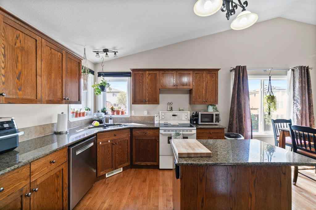 MLS® A2250257 - 5414 59 Street  in Creekside Camrose, Residential
