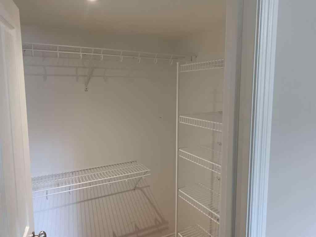 MLS® A2250258 - 2 Holsworth Place  in Hewlett Park Sylvan Lake, Residential