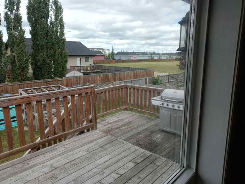 MLS® A2250258 - 2 Holsworth Place  in Hewlett Park Sylvan Lake, Residential
