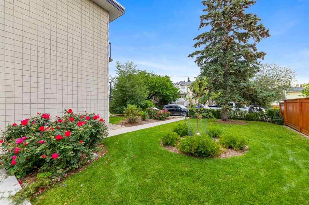MLS® A2250262 - Unit #10 1717 Westmount Road NW in Hillhurst Calgary, Residential