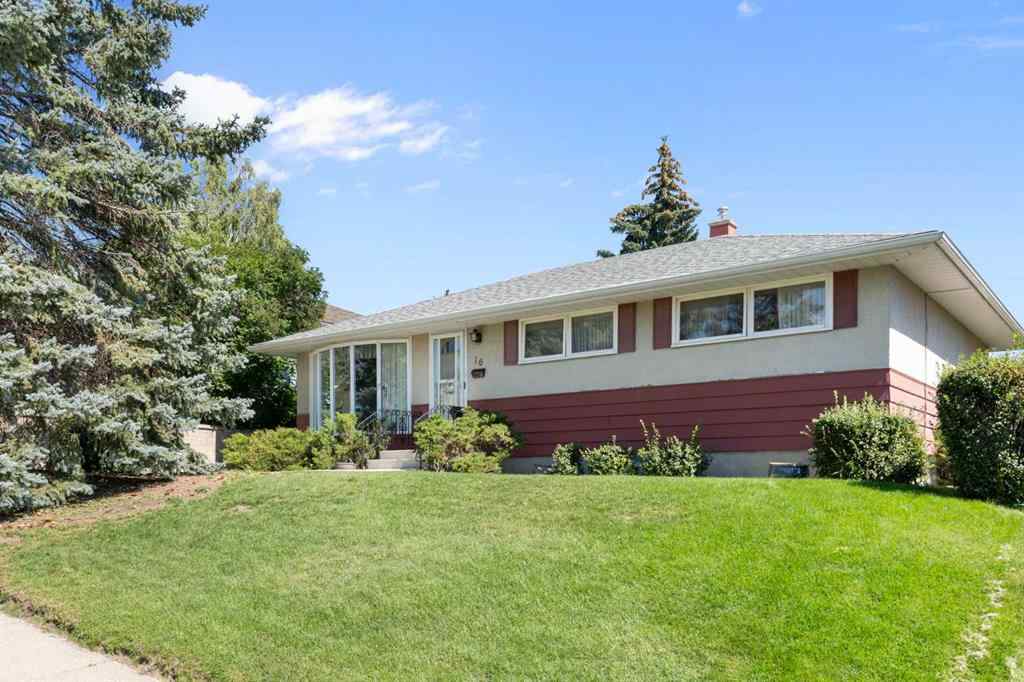 MLS® A2250264 - 16 Chatham Drive NW in Charleswood Calgary, Residential