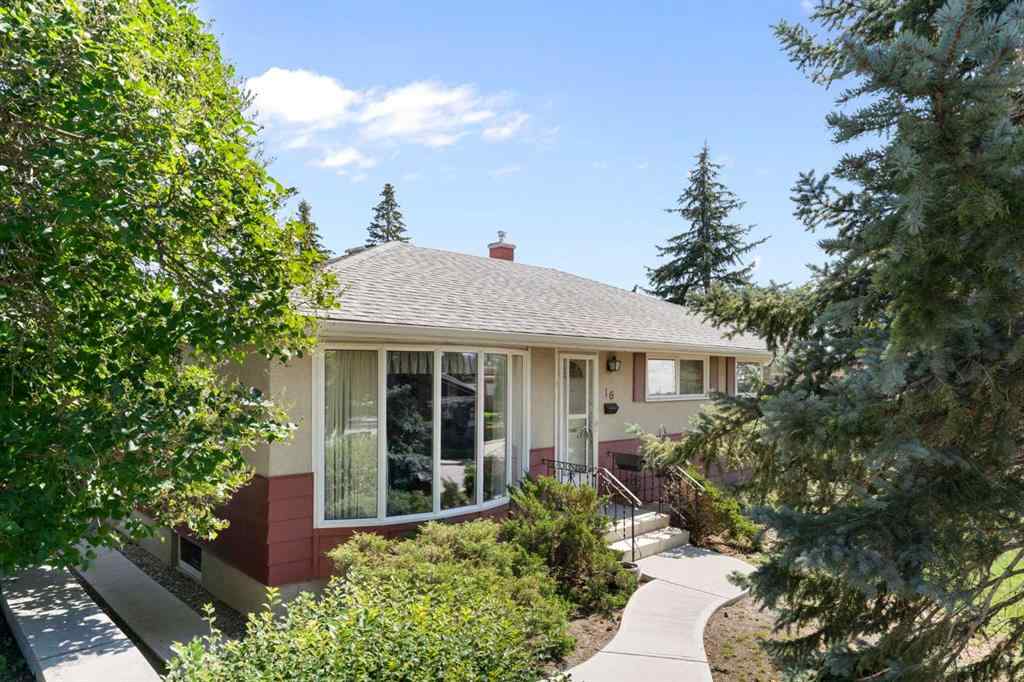 MLS® A2250264 - 16 Chatham Drive NW in Charleswood Calgary, Residential