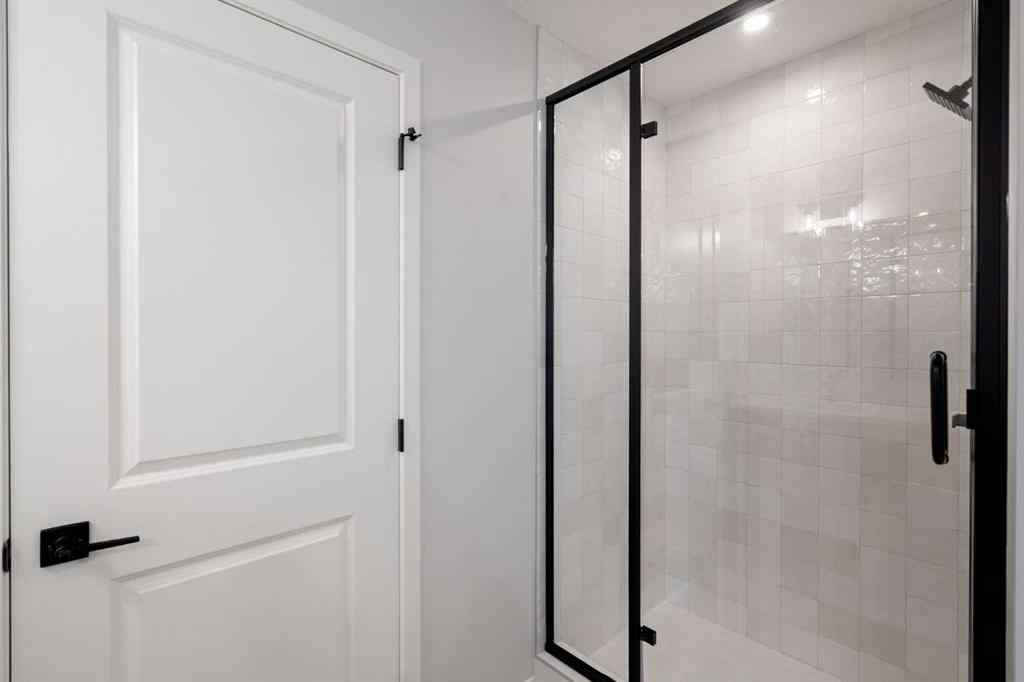 MLS® A2250270 - 262 West Grove Lane SW in West Springs Calgary, Residential