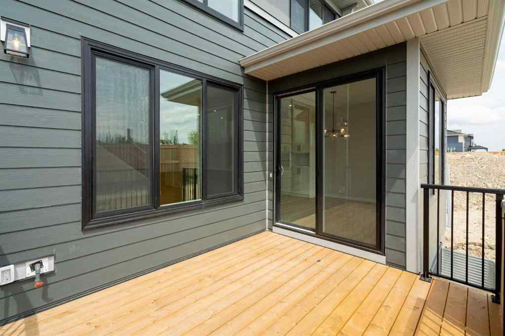 MLS® A2250270 - 262 West Grove Lane SW in West Springs Calgary, Residential