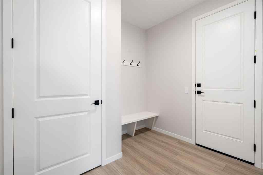 MLS® A2250270 - 262 West Grove Lane SW in West Springs Calgary, Residential