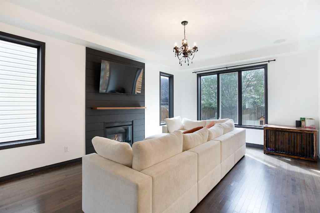 MLS® A2250276 - 523 Windbrook Heights SW in Windsong Airdrie, Residential
