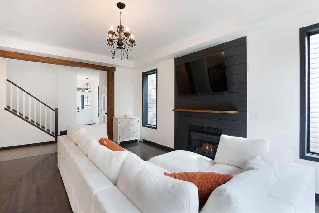 MLS® A2250276 - 523 Windbrook Heights SW in Windsong Airdrie, Residential