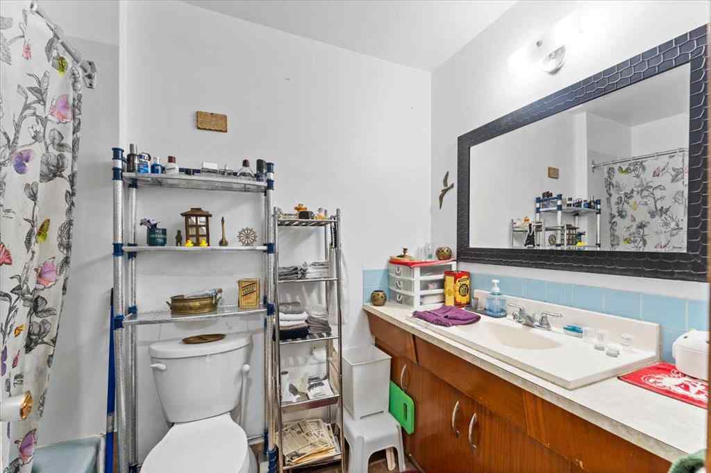 MLS® A2250286 - 7311 / 7313 79 Avenue  in King Edward Park Edmonton, Residential