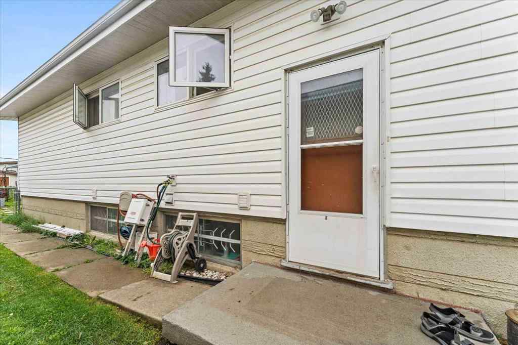 MLS® A2250286 - 7311 / 7313 79 Avenue  in King Edward Park Edmonton, Residential