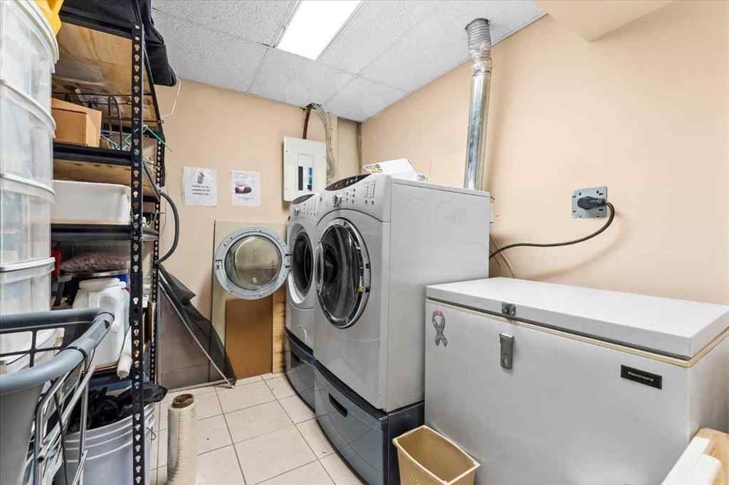 MLS® A2250286 - 7311 / 7313 79 Avenue  in King Edward Park Edmonton, Residential