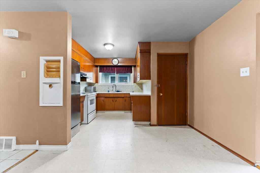 MLS® A2250286 - 7311 / 7313 79 Avenue  in King Edward Park Edmonton, Residential