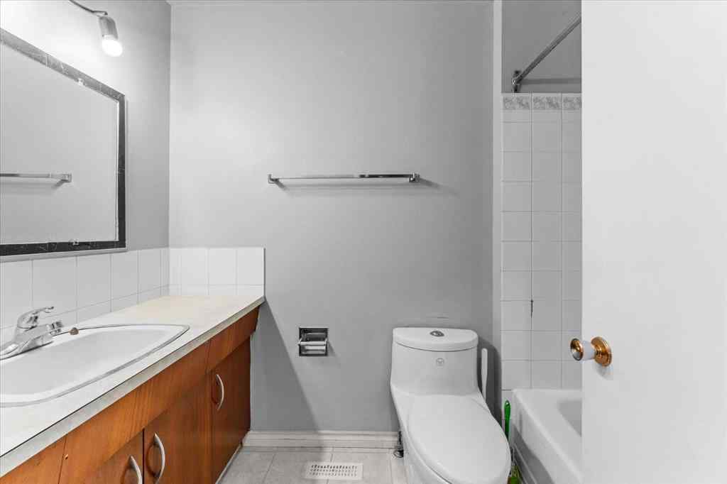 MLS® A2250286 - 7311 / 7313 79 Avenue  in King Edward Park Edmonton, Residential