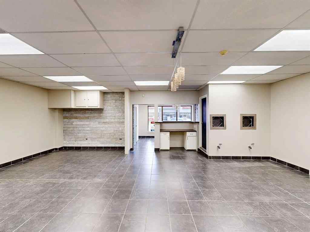 MLS® A2250289 - 5109 50 Street  in NONE Whitecourt, Commercial