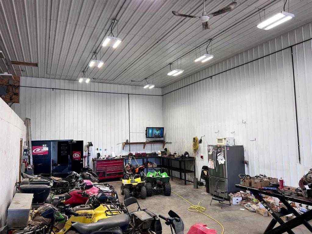 MLS® A2250290 - 4848 54 Avenue  in NONE Eckville, Commercial