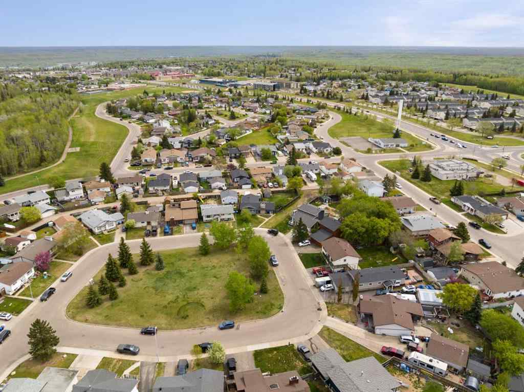 MLS® A2250294 - 156 Cowley Bay  in Thickwood Fort McMurray, Residential