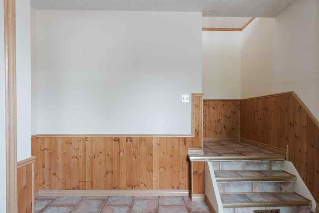 MLS® A2250294 - 156 Cowley Bay  in Thickwood Fort McMurray, Residential