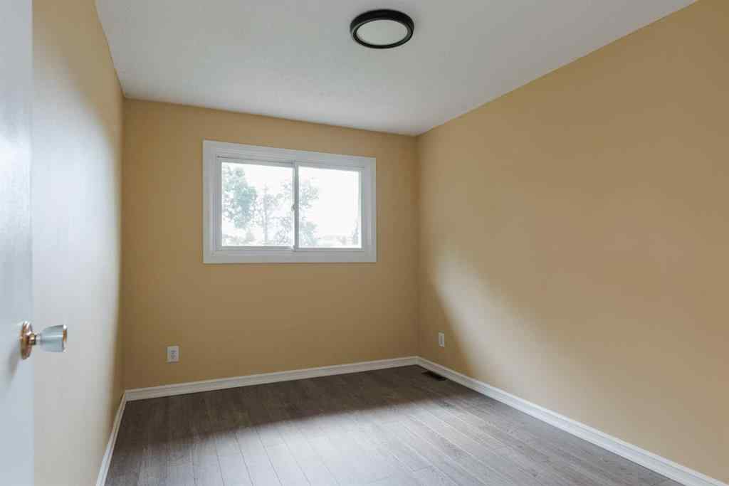 MLS® A2250294 - 156 Cowley Bay  in Thickwood Fort McMurray, Residential