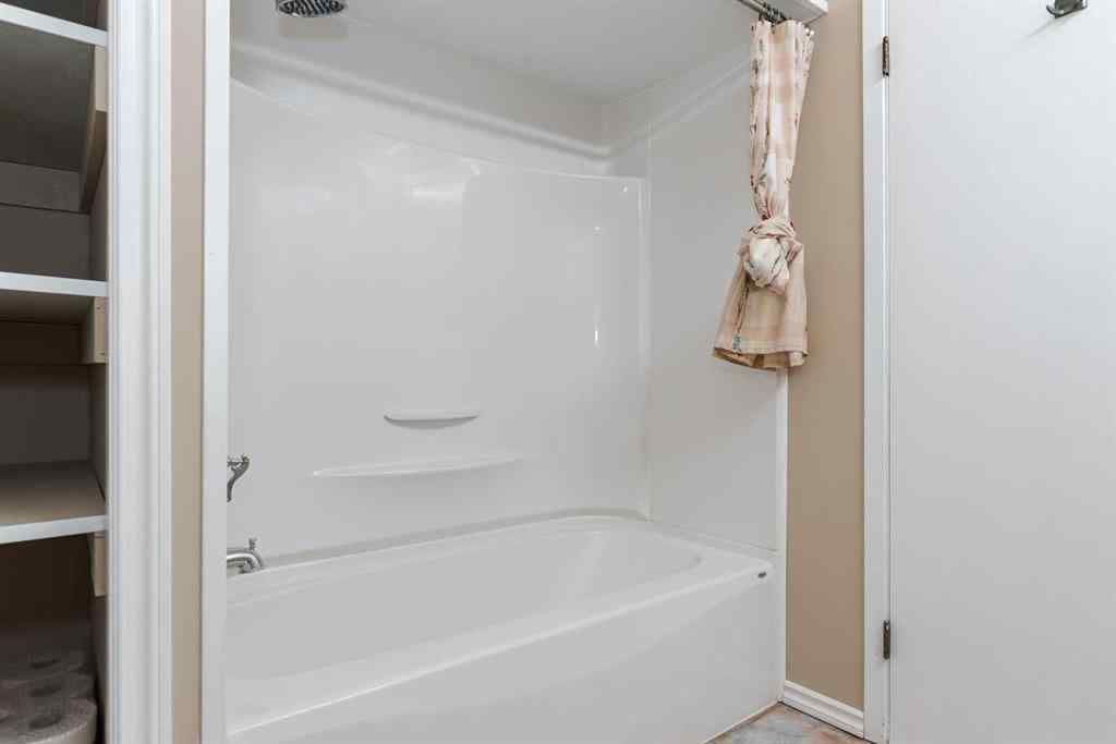MLS® A2250294 - 156 Cowley Bay  in Thickwood Fort McMurray, Residential