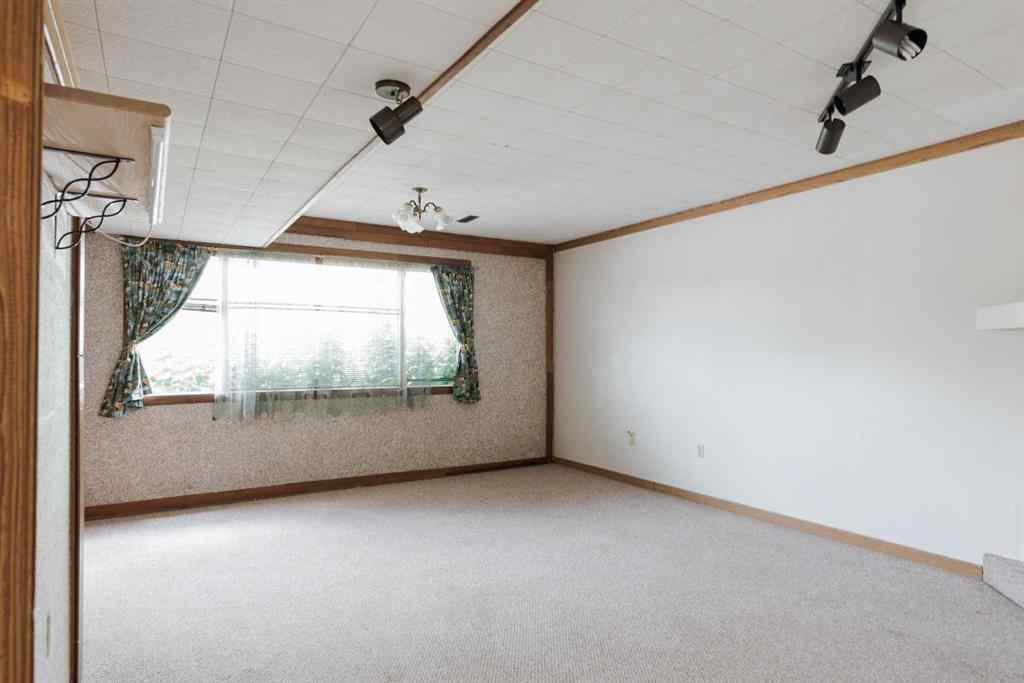 MLS® A2250294 - 156 Cowley Bay  in Thickwood Fort McMurray, Residential