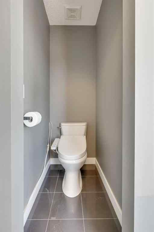 MLS® A2250307 - 508 Saddlecrest Boulevard NE in Saddle Ridge Calgary, Residential
