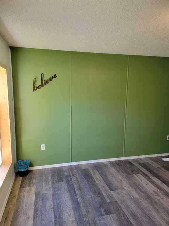 MLS® A2250308 - 4447 Park Crescent  in NONE Coronation, Residential