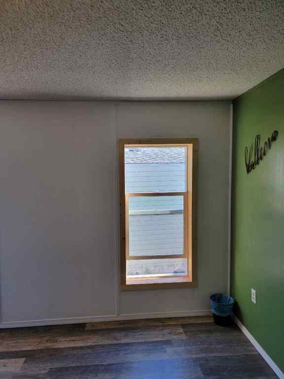 MLS® A2250308 - 4447 Park Crescent  in NONE Coronation, Residential