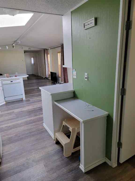MLS® A2250308 - 4447 Park Crescent  in NONE Coronation, Residential
